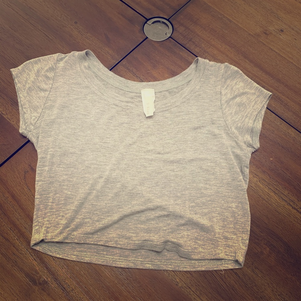 Crop top